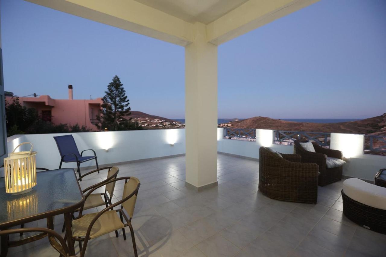 Vacation House With Stunning View - Vári Buitenkant foto
